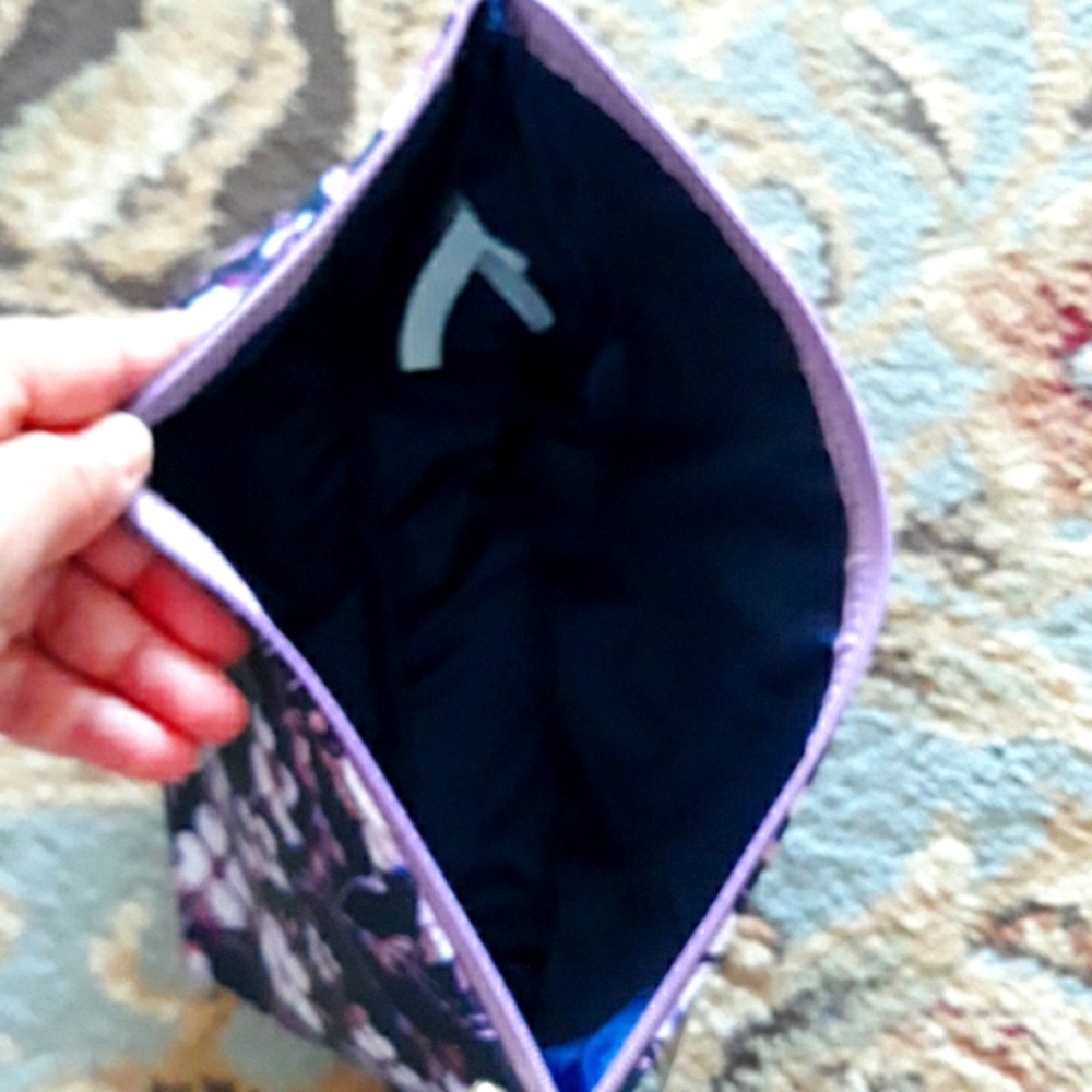 2x*Host Pick*Ellen Tracy cute cosmetic bag - Picture 8 of 12